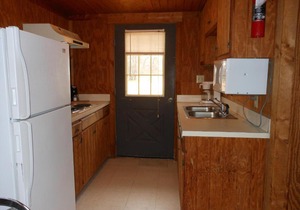 Bay Landing Camping Resort Cabin 4