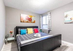 Cozy 1BR Apartment with King Bed - Near Downtown!