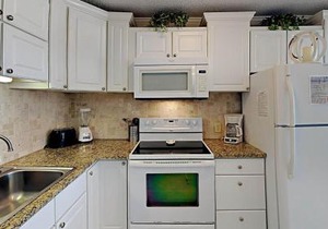 Spacious Oceanfront Condo with Direct Beach Access in Myrtle Beach