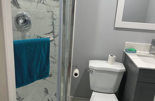 Guelph House | 1 Bedroom 1Bath