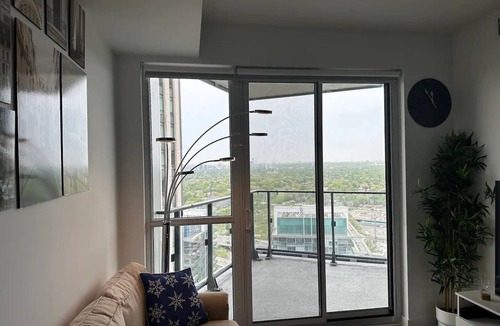 The Queensway Condo | 1 Bedroom Condo