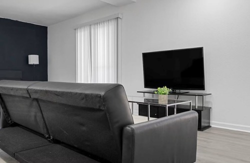 Dallas Apartment | 1-bedroom studio in peaceful Dallas with AC for relaxing stays