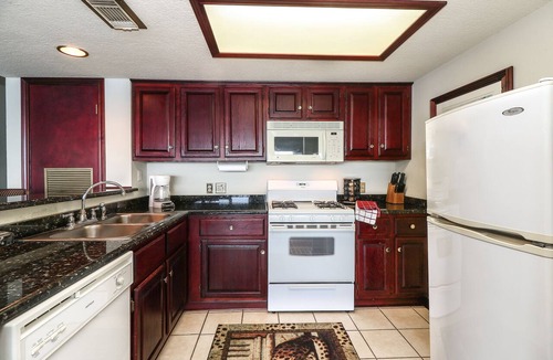 Seven Coves Condo | 1 Bedroom with a Private Waterfront Balcony and a One-of-a-Kind Bar