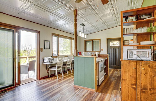 Fostoria Cabin | < 1 Mi to Tuttle Creek Lake: Cabin w/Deck