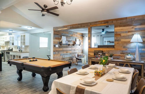Euless House | 10-Min to DFW,Pool table house near AT&T stadium