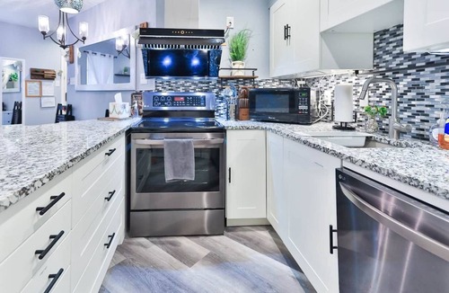 West Arlington Condo | 2 Bd/2 Ba 2 mi to AT&T Stadium, 6Flags, TX Rangers