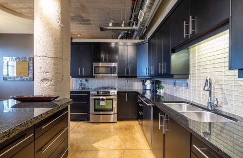 Saskatoon Downtown Apartment | 2-bedroom apartment in quaint Saskatoon with AC and complimentary gym membership