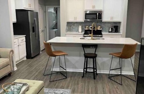 Bryan Condo | 2 BR/2 Bath Condo; Sleeps 5
