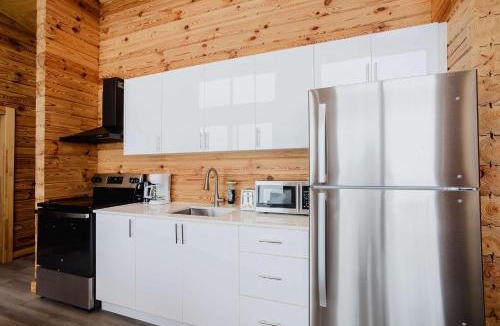 Harwood House | 2-BR Lakefront Cottage Rice Lake #6