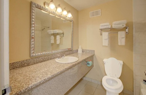 Duncanville Hotel | 2 Comfortable Rooms Perfect for Family & Group Stays in Dallas, Free Parking