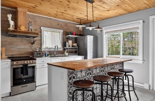 Val-des-Monts Cottage | 2 Cottages Side by Side on Prestigious Lac St.Pierre