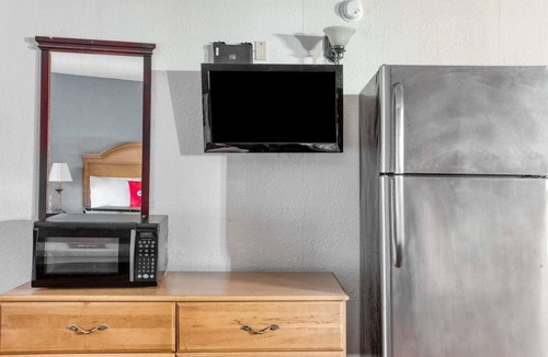 Bald Knob Apartment | 2 Single Bed|Smoking
