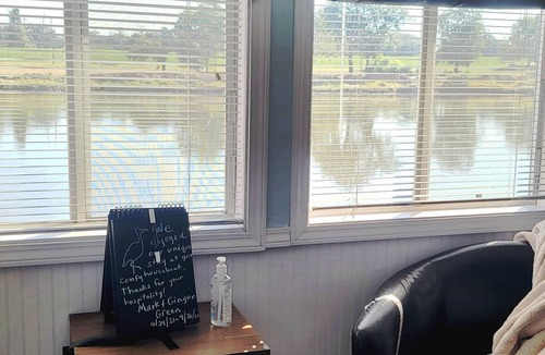 West Monroe Boat Rental | 2 Story Houseboat Seeking a Captain Fishpets Ok