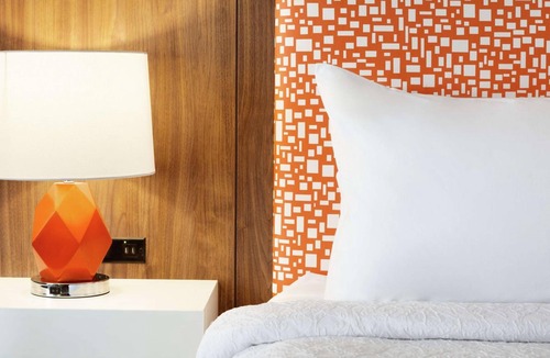 Houston Hotel | 2 Tranquil Rooms Designed for Relaxation - Your Weekend Retreat in Houston!
