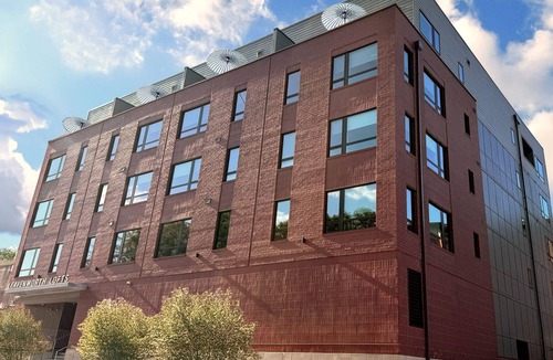 Old Market Apartment | #205 Spacious Boutique Apt, Near UNMC, Blackstone, Midtown