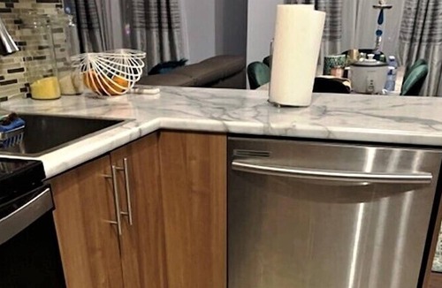 Lafleche Apartment | #262 Spacious, AC, W/D, Great Location with Balcony