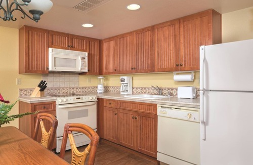 Wailua Resort | 2Bedroom Kapa'a Suite at Oceanfront Resort