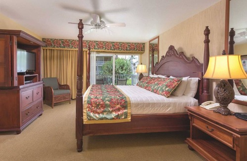 Wailua Resort | 2Bedroom Kapa'a Suite at Oceanfront Resort
