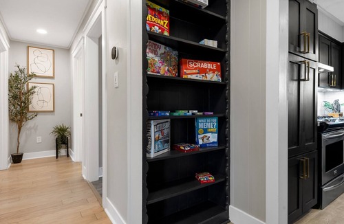 Garden Acres House | 2BR + Detached Game Room + Backyard Fun