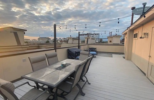 Fort Worth House | 3 Bd w/Rooftop-TCU-Stockyards-Historic FW-Dickies