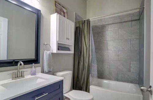 Uniontown House | 3 Bedroom Throwback Military Base Themed Building