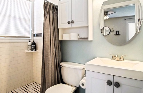 Central Oklahoma City House | 3 BR Historic Gem | 2 Baths | Modern Comforts | Near Downtown Bliss!