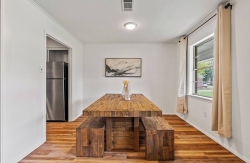 Conway House | 3 BR Spacious and Stylish Home