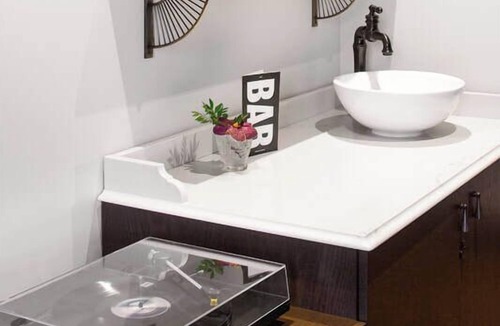Riverside Hotel | 3 Corner King Suite in East End Toronto | Pet Friendly