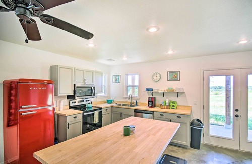 Grove House | 3-Unit Group Retreat! 2 Mi to Wolf Creek Boat Ramp