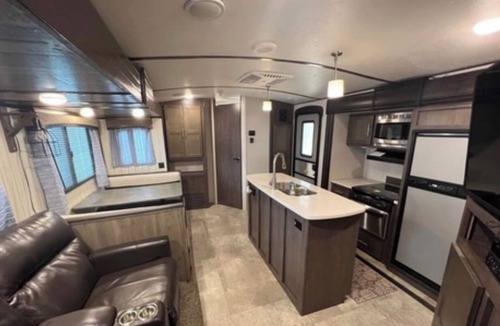 Mount Pleasant House | 37.5 ft camper. Sleeps 9. Delivery option is available.