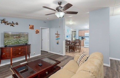 Gordonville House | 3Bdrms Firepit Close to Beach, Swim, & Fish Texoma