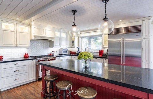 Windermere Cottage | 4 bed 4 bath cottage on Lake Rosseau