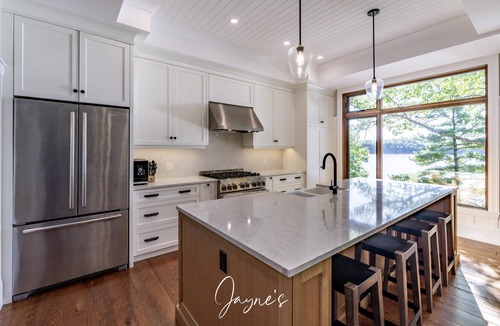 Minett Cottage | 4 bed 4 bath cottage on Lake Rosseau