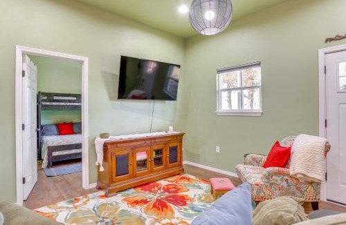 Guthrie House | 4 Mi to Lazy E Arena: Horse Lover's Haven w/Grill