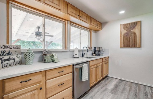 Granbury House | 4BR Granbury Lakefront Home w/Hot Tub, Dock & Game Room