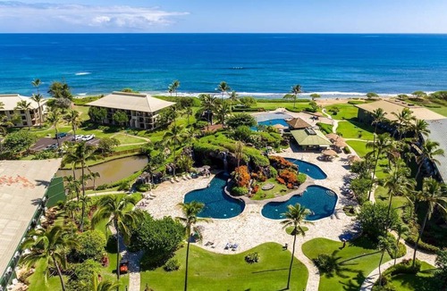 Hanamaulu Resort | 5-bedrooms at beachfront Outrigger Kauai Beach Resort. Multi-Unit Flexibility.