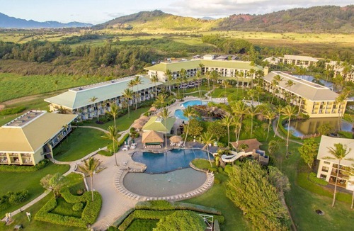 Hanamaulu Resort | 5-bedrooms at beachfront Outrigger Kauai Beach Resort. Multi-Unit Flexibility.