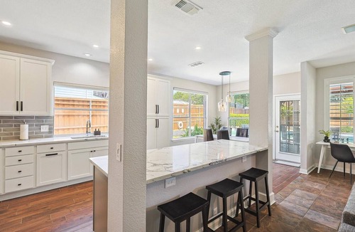 Lake Dallas House | 5BD Vacation Retreat - Pool, Patio, Cinema