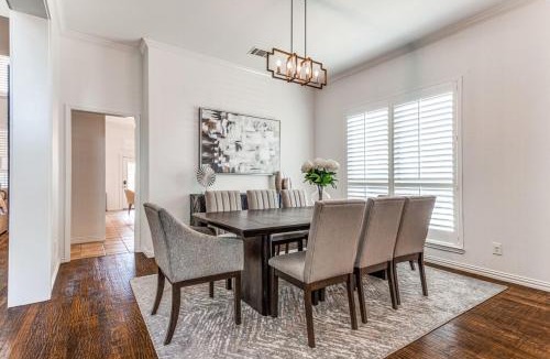 Rowlett Villa | 5Br Lux! Pool, Games & Theater
