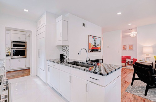 Norman House | 5BR sleeping 10 near OU Stadium — built for game weekends and groups.