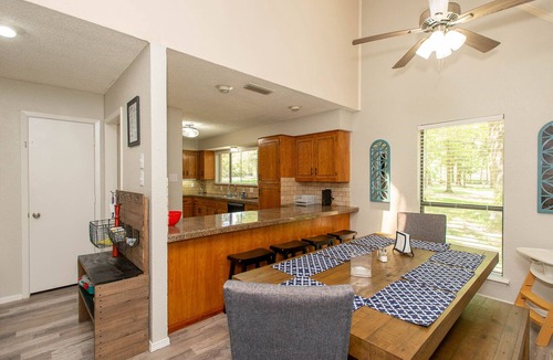 Carolyn Estates House | 8 Free Kayaks! First Oak Paradise on Cedar Creek Lake