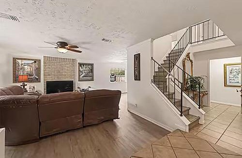 Panther Creek House | 92 S Waxberry Rd, Spring, Texas 77381, USA