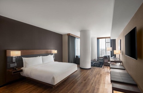 Downtown Ottawa Hotel | AC Hotel by Marriott Ottawa Downtown