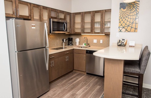 Humble Apartment | Accessible Studio Suite, 1 King with Tub