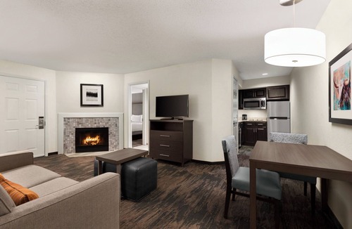 Addison Hotel | Addison Suites