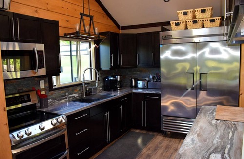 Hastings Highlands Cabin | Adults Only Resort on Private Lake Perfect for Couples Getaway Close to Bancroft and Algonquin Park, Ontario, Canada