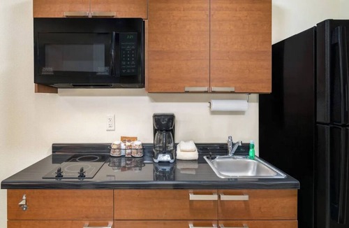 Bismarck Hotel | Affordable Studio Close to Trails, Art + Missouri River Cruises Fun