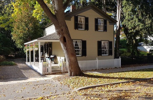 Old Town Historic District House | Alexander Mckee House - Best Location in Old Town