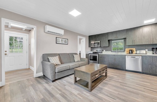 Centre Hastings Cottage | All Four Lakefront Cottages w Large Dock & Fire Pits included in this booking.