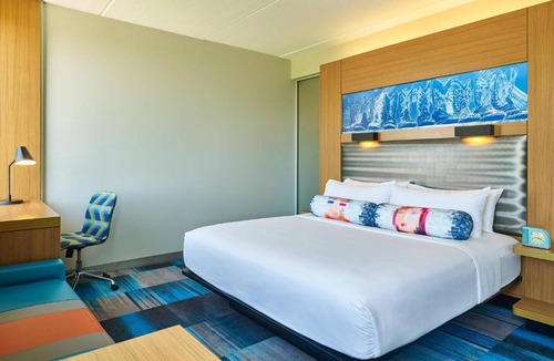 Plano Hotel | Aloft by Marriott Plano